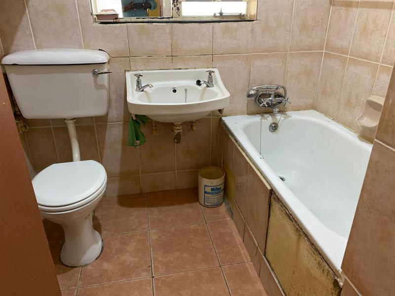 4 Bedroom Property for Sale in Victoria Park Eastern Cape